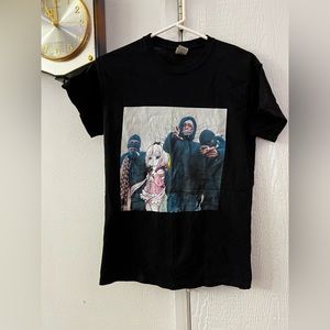 anime girl with thugs shirt